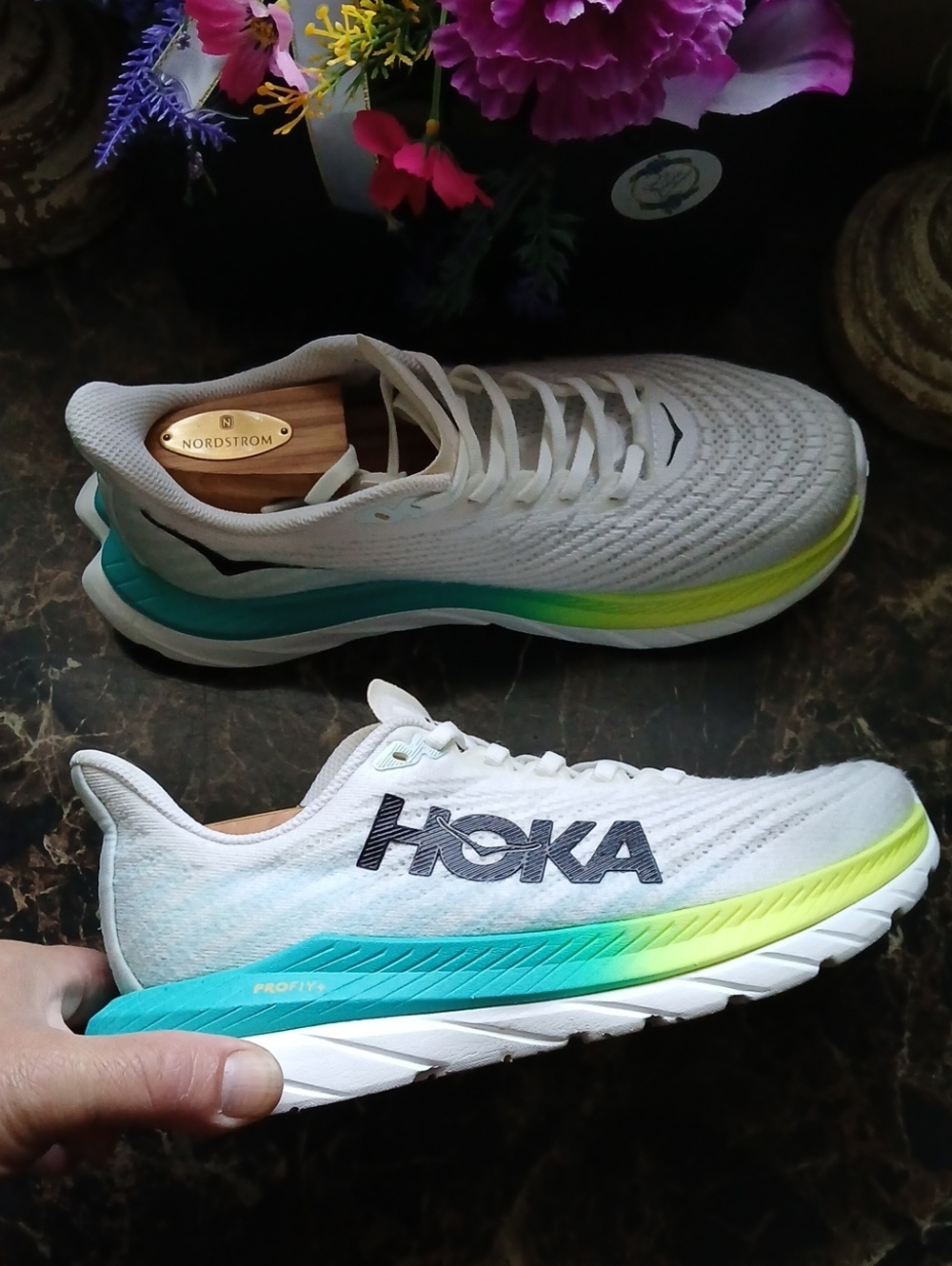 Hoka One Mach 5 Comfort/Athletic Medical Field Shoes Size 7.5 for Women - Picture 7 of 12